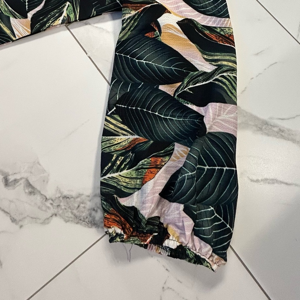 Leaf Patterned Women's Tunic Top - image 7